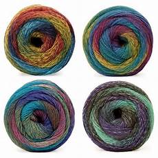 Hobbii Rainbow Yarn